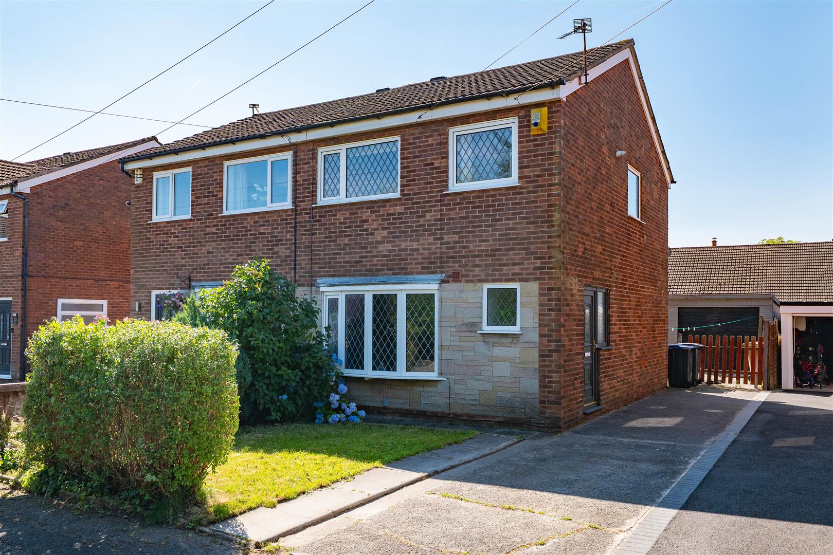 3 bed property in Rydal Avenue, Preston